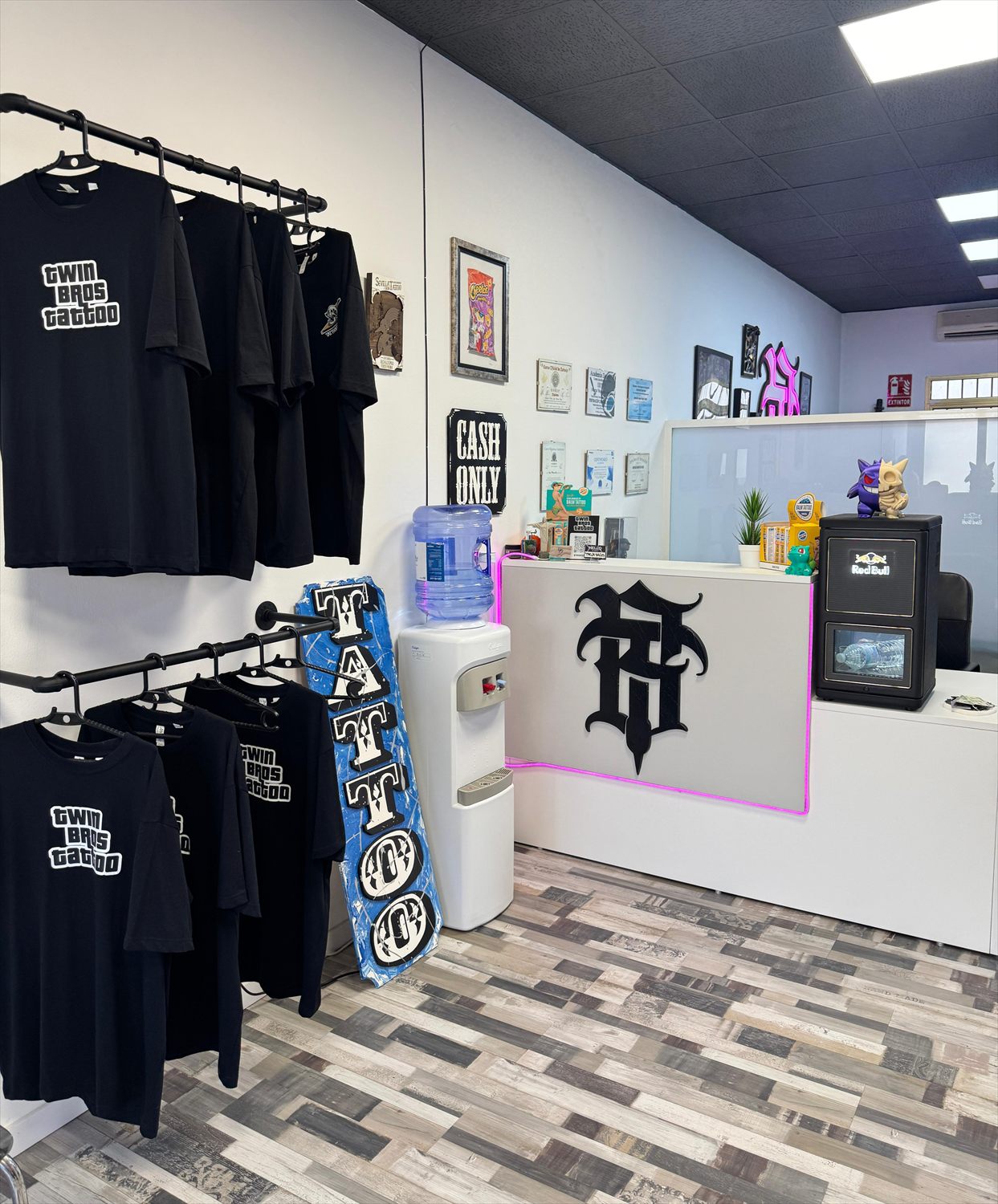 Interior del estudio Twin Bros Tattoo